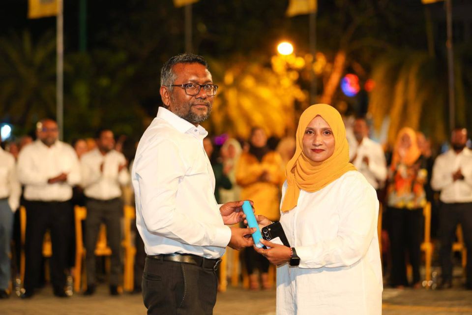 Havarah dheyn govi Yashfa fuluhah haaziru kuranee