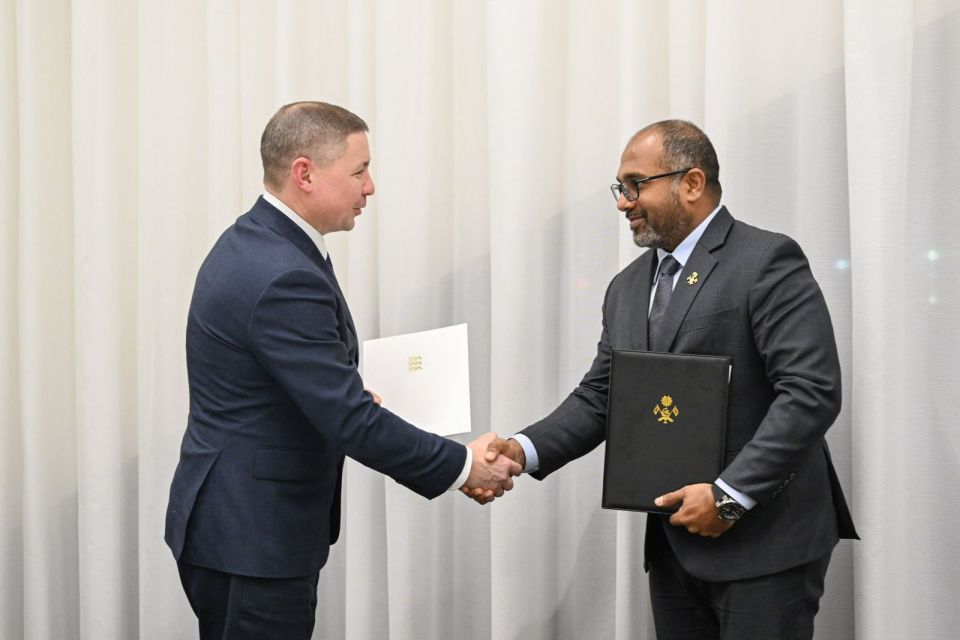 Raajjeygai AI tharagge kuran Estonia aa eku MOU ehggai soi koffi 