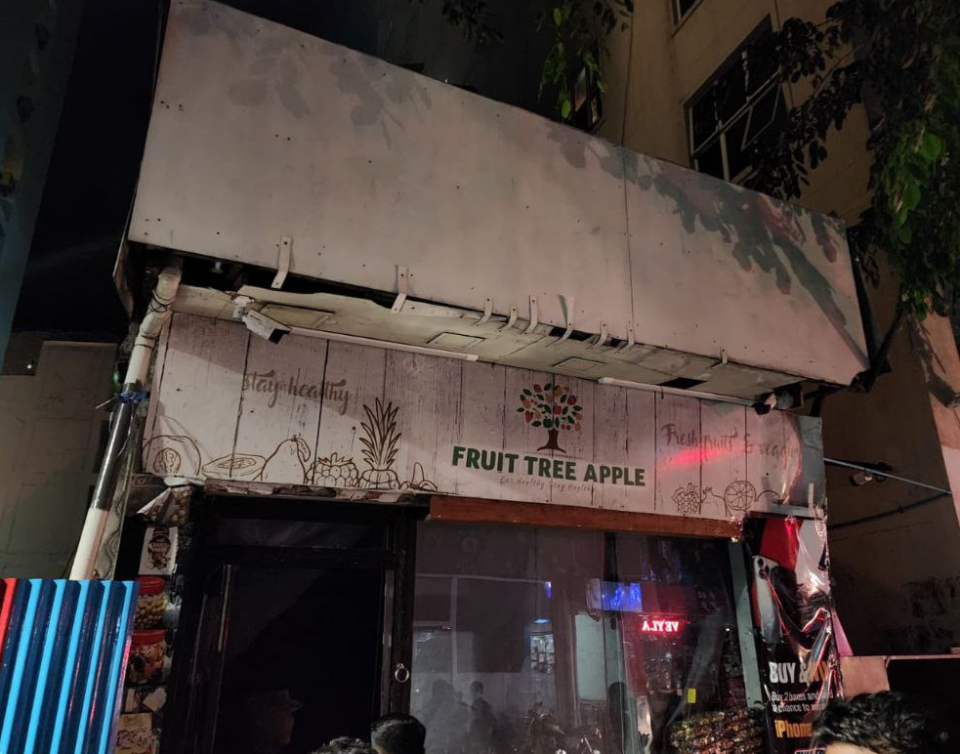 Fruit Tree Apple Fire: 22 provided with temporary shelter