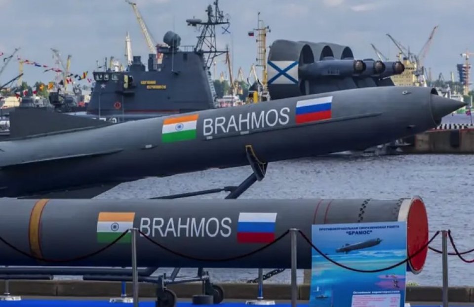 India-Indonesia near BrahMos missile deal 