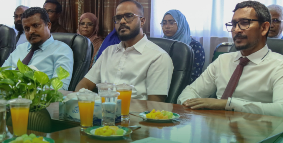 Sharee'athaai qaanoonee dhaairaa in memberun mathee thauleemah thamreenu kurumuge program eh fashaifi