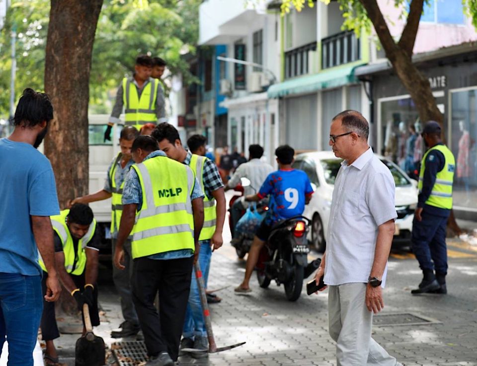 6 masdhuvahuge thereygai male'ge maguthakuge kaanu saafukoh nimeyne: Adam Shareef