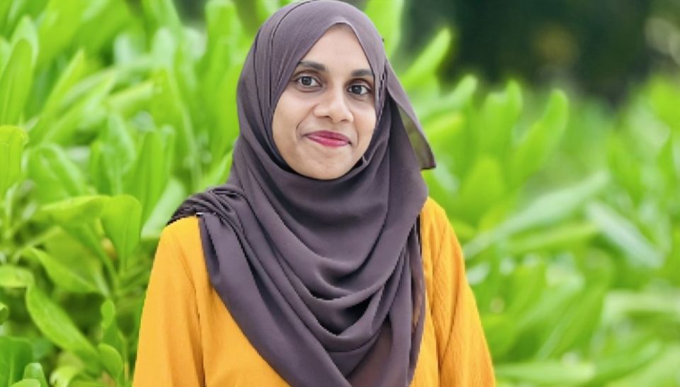 Iyu Aunty: Ehves foohi kameh nethi thuthu kudhinnah kiyavai dhinumugai 21 aharu