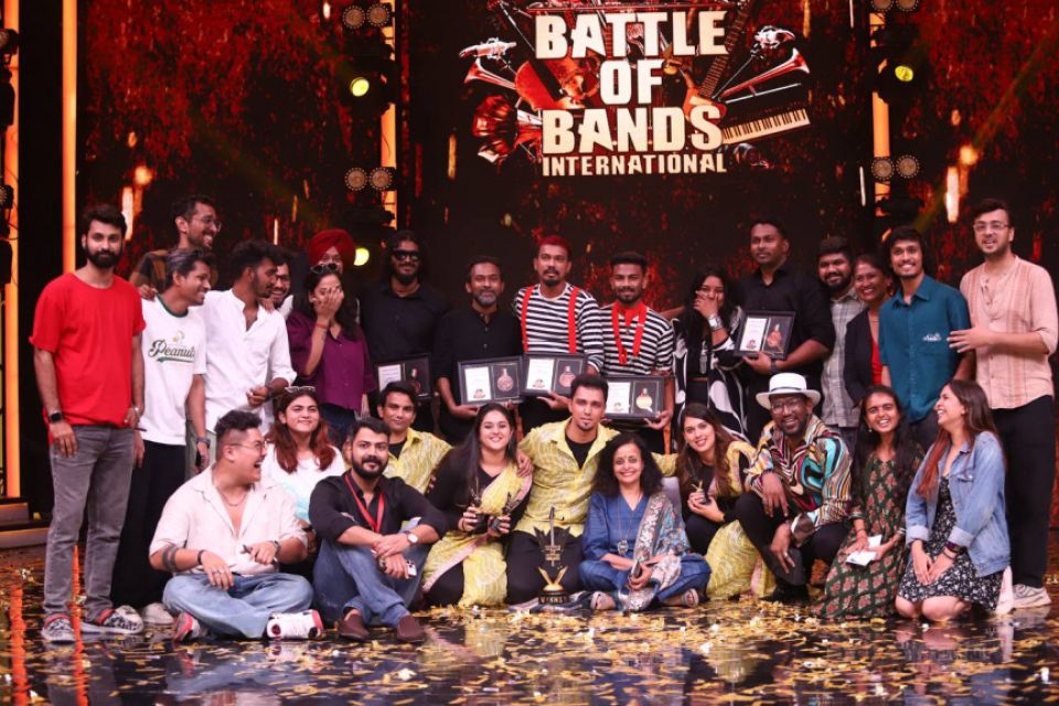 Judgunge hiythakaa kulhe, battle of the bandsge 3 vana  2ofUs in kaamiyaabu koffi 