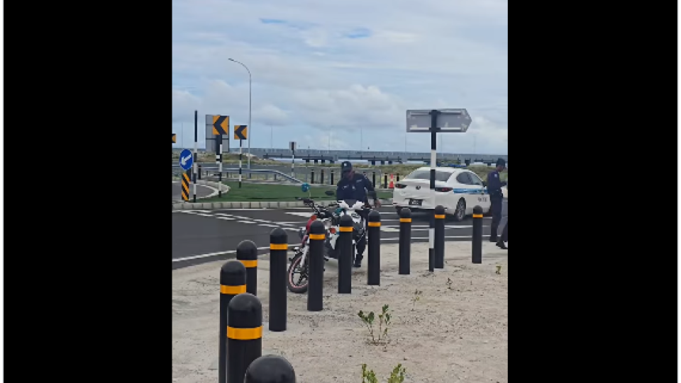 Addu city hankede bridge gai nurakaatheri accident eh hingaifi