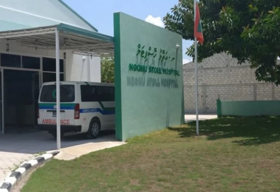 N.Atholhu Hospital ah faruvaa ah gendiya 5 mahuge kujjaa niyaavee, Male' ah fonuvan Air ambulance hama jehifai vanikoh