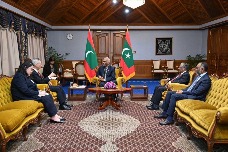 Rajje ah bohiyaavahi kamuge dhaairaa ah investment hoadhan Singapore aa mashvaraa koffi