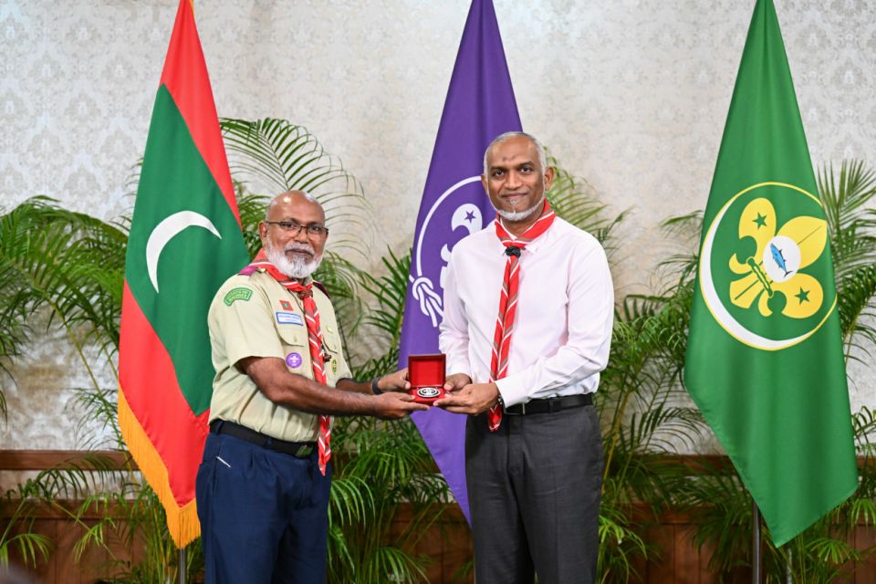 Raees Muizzah world scout badge aruvaifi 