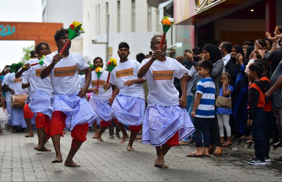 Thin dhuvahah dhemigendhaa gothah, Male' sarahahdhugai ves gaumee fenvarugai eid faahaga kuranee 