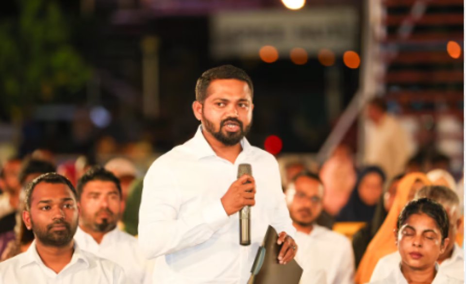 Vakeelu Mahfooz ah maruge inzaaru dhin massala fuluhun balan fashaifi