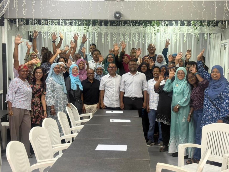 Nasheed MDP aa alun gulhivadaigannavaa jalsaa baavvan Sultan Park dheyn ninmaifi