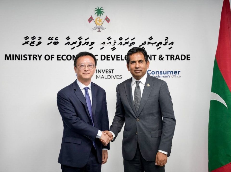 Bridge in rajjeyge dhiriulhumaai igthisaadhah bodu bodhaleh aissfaivey: Safeer Kong Xianhua