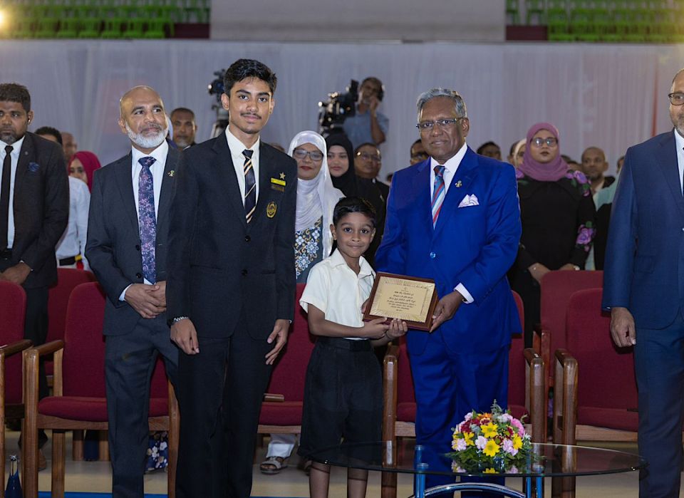 2 dhuvahakah bahaalaigen mathee aruthaveringe inaamu dhinumuge jalsaa fashaifi 