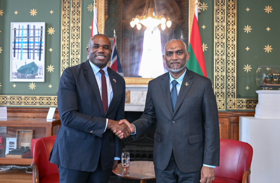 UK ge Foreign Minister Raees ge arihah ziyaaraiy kuravvaifi
