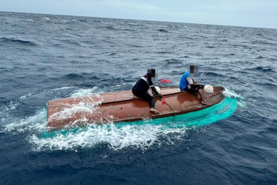 Dingee eh bandun jahaalai, kanduvi 2 meehaku salaamaiykohfi