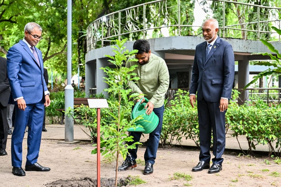 Lanka ge Raees Sultan Park gai gas indhavaifi