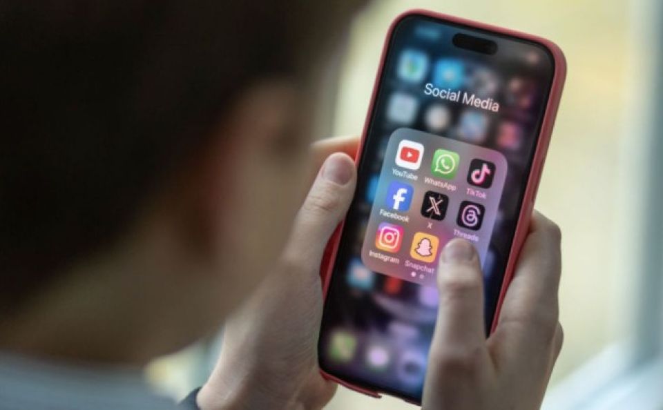 Australia gai YouTube, FB, X, TikTok, Instagram, Reddit kudakudhinnah manaakuranee