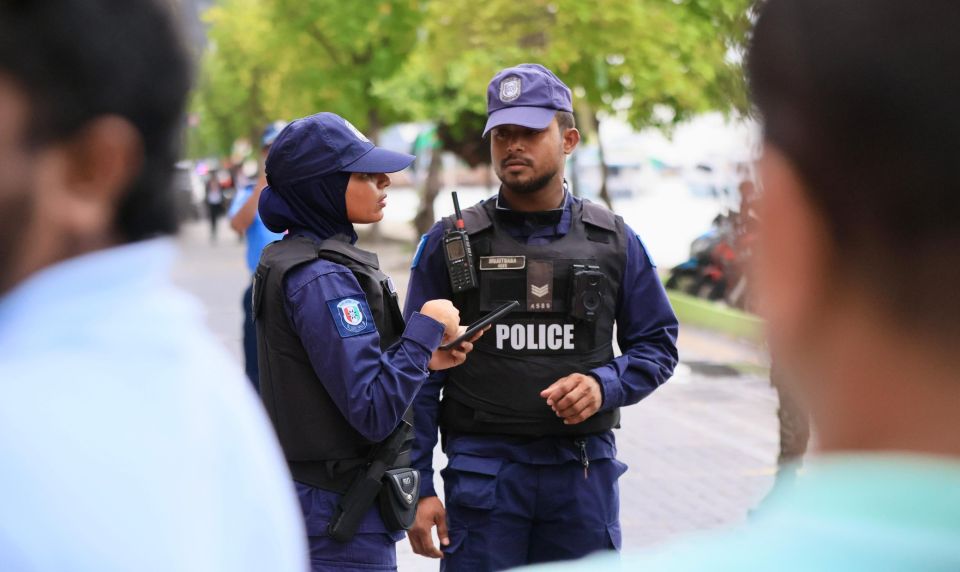 June mahu ekanives vagah negi 4.9 million rf ge aguhuri thakethi fuluhun hoadhi 
