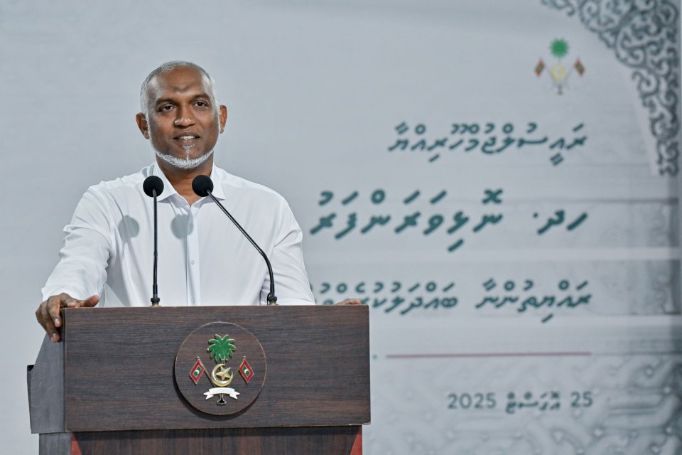 I have no intention of controlling the media: President