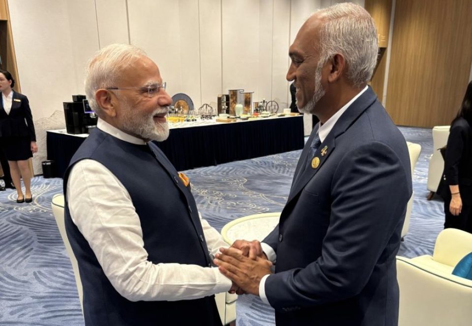 China gai, Raees Muizzu aai Modi badhalu kuravvaifi 