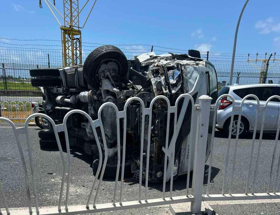 Pick-up eh furolhaalai bridge highway gau accident eh hingaifi