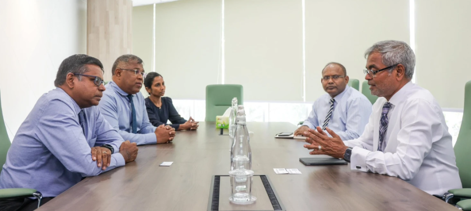 Fathuruveri kamuge gonjehun thakaa gulhey gothun BML adhi Union bank ge issverinnaai mashvaraa kohffi