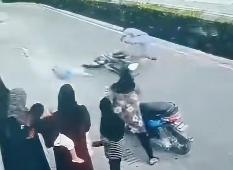 6 aharuge kuhjjeh gaigai cycle in jehi accident eh, dhuvvi meeha dhiyaee madu nukoh