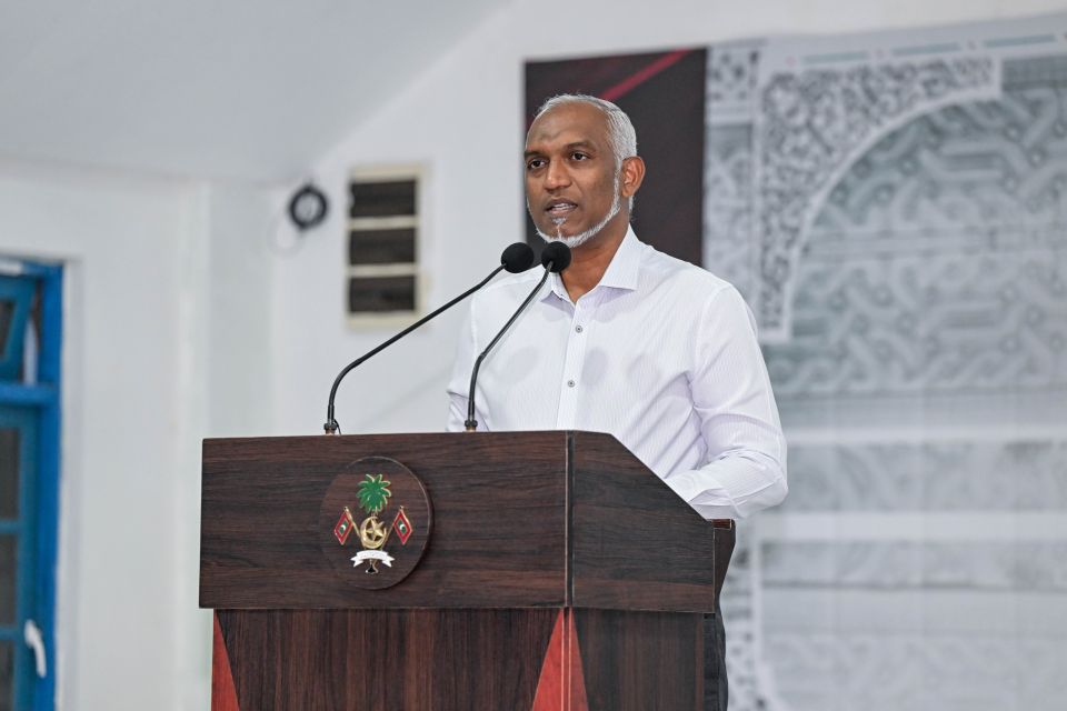 Bilehfehi ge airport 30 mas dhuvahuge thereygai ninmaane kama raees vidhaalhu vejje
