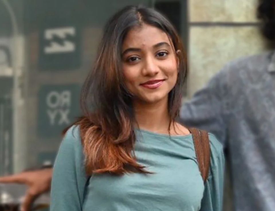 Fuluhun 36 minute vandhen Shimange phone gai huri photo adhi video beli!