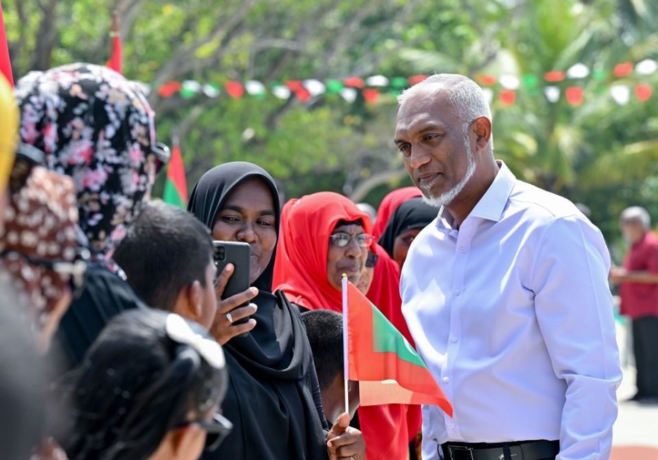 President departs on three-day visit to Laamu Atoll