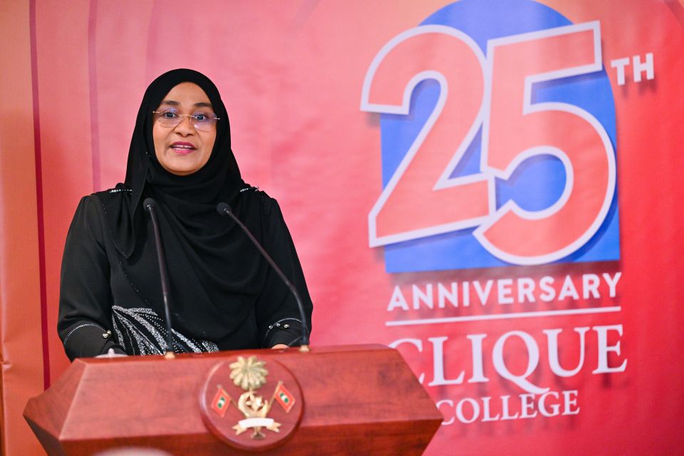 Gaumu binaakurumuge magusadhakee hunaru beynunkohgen amilla salaamai hoadhun: Sajidha