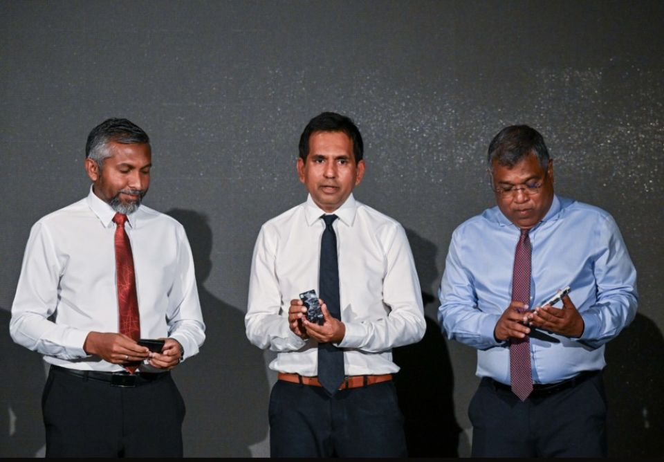 Konem dhuvahaku $3200 negey Visa Platinum card BML thaaraf koffi