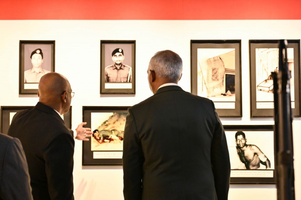 November 3 ge sharafugai Maumoon ashaai shaheedhunge aailaathakah addana aruvanee 