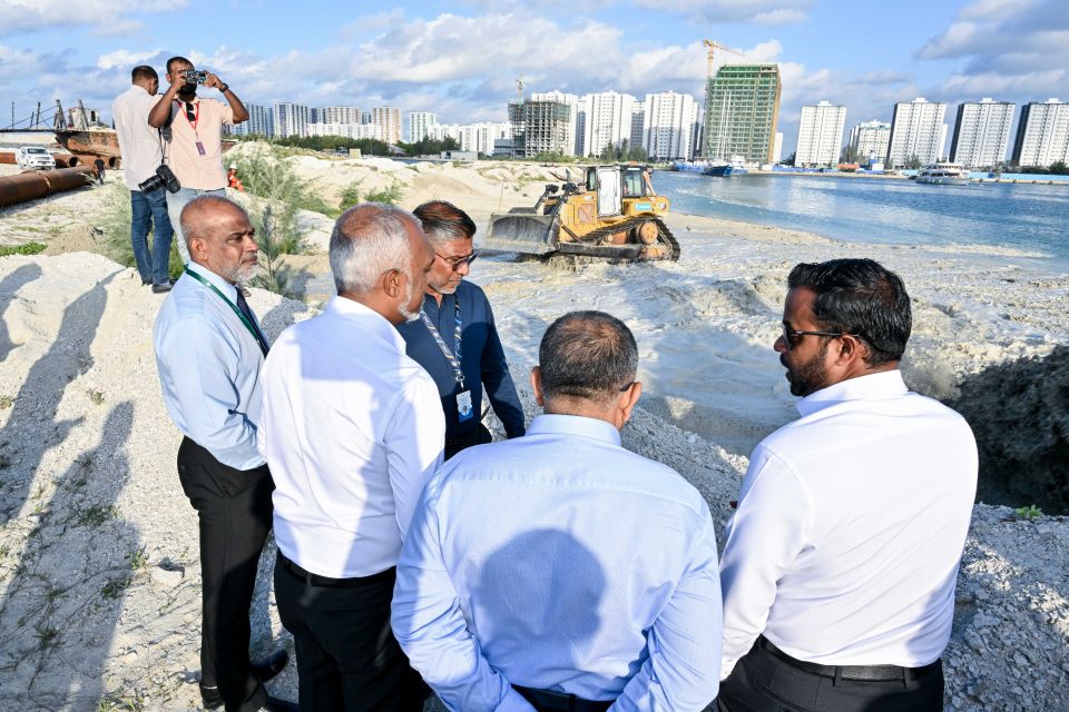 Hulhumale thinvana fiyavaheege bin hikkumuge masakkaiy kuriahdhaa goiy raees ballavaalaivvafifi 