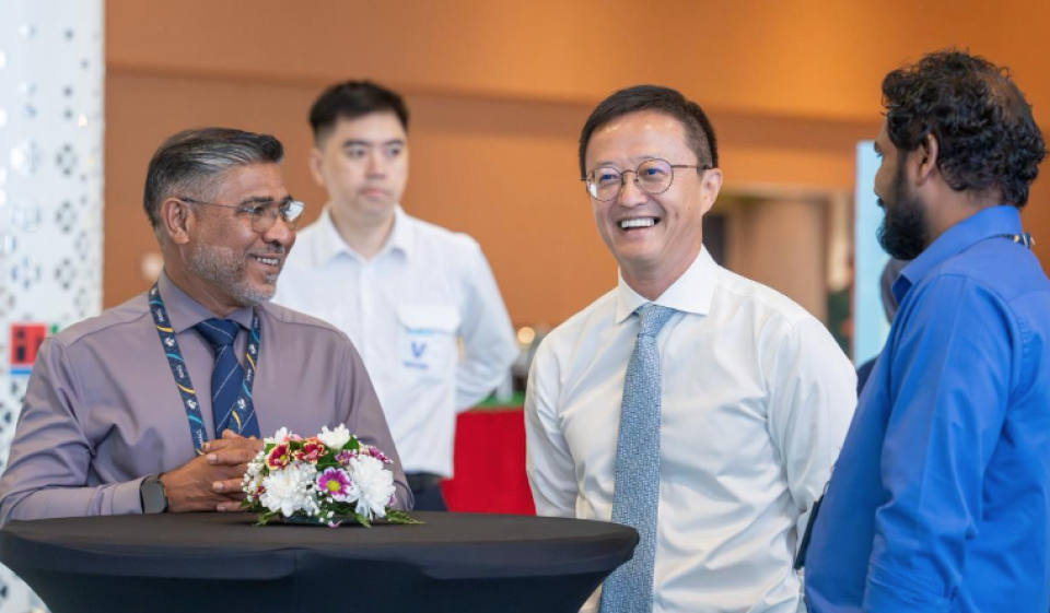 Aa terminal in China ge Eastern Airlines ah hidhumaiy dheyn fashaifi
