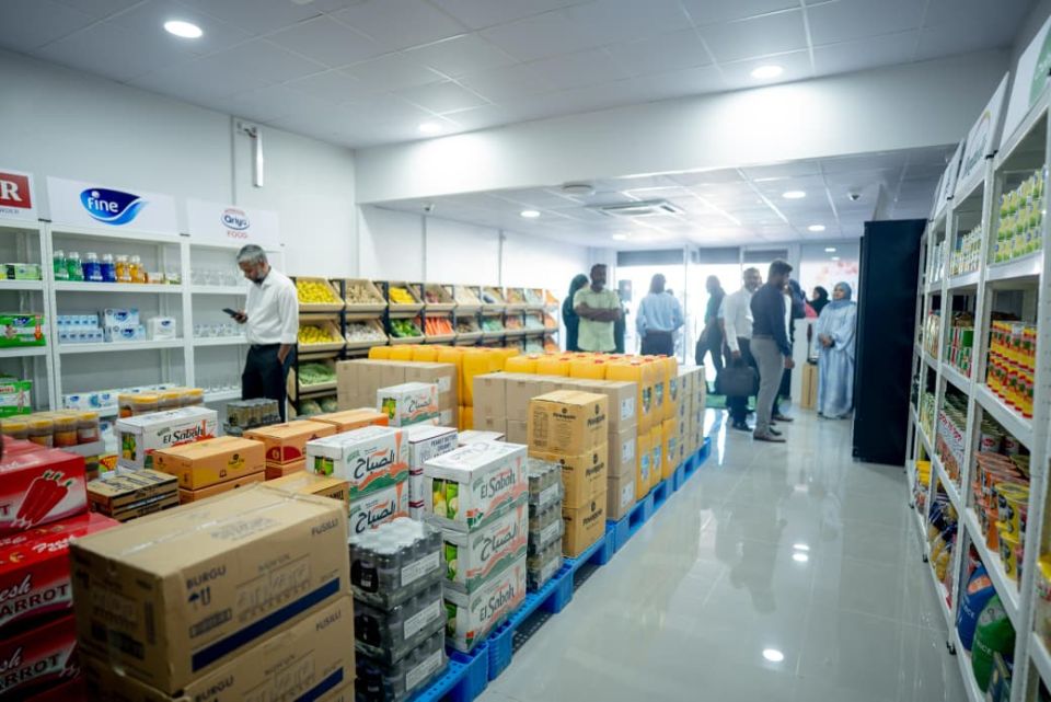 STO aharee dhuvahu haassa inaamu thakeh libumuge furusathu