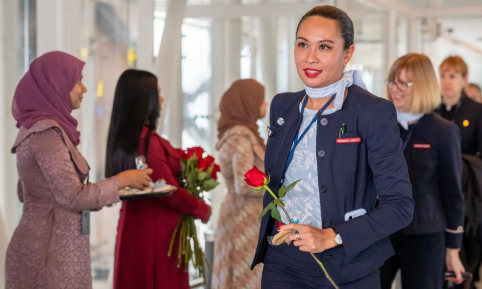 VIA ge aa terminal in France ge gaumee Airline Air France ah hidhumah dheyn fashaifi