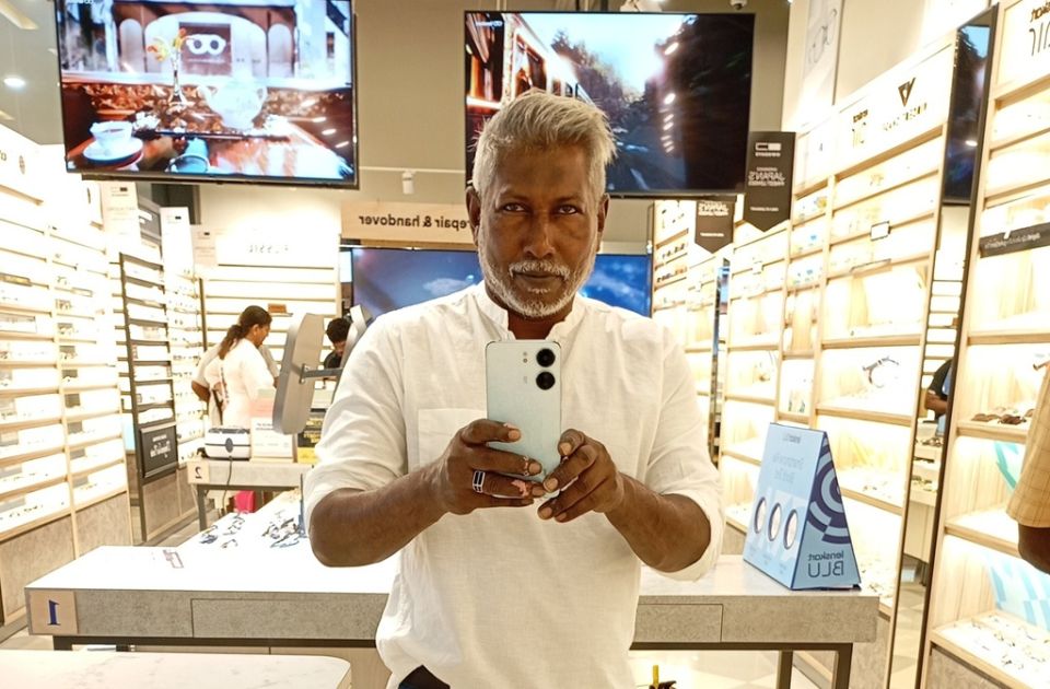 Director Faththaah niyaavejje