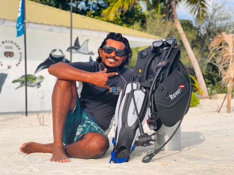 MEEHUN: Kandu adeege reethikamah dhoovi hithaa eku, Appo nukuthee Meedhoo ge fathuruverikan kuriaruvan