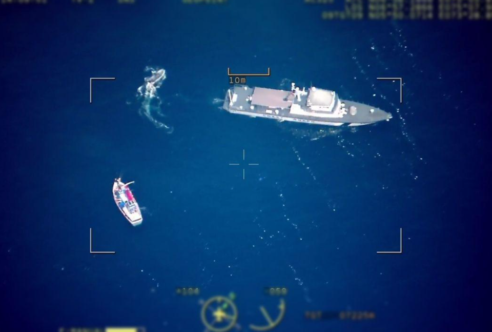 Raajje sarahadhugai gaanoonaa hilaafah harakaaitheri vamundhiya Lanka ge dhe boateh athulaigenfi 