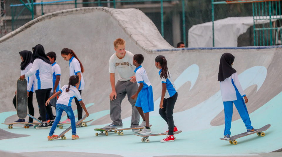 Anna mahu skate ereenaa ninmaa, hama emahu racing ereenaage bin hikkan fashanee 