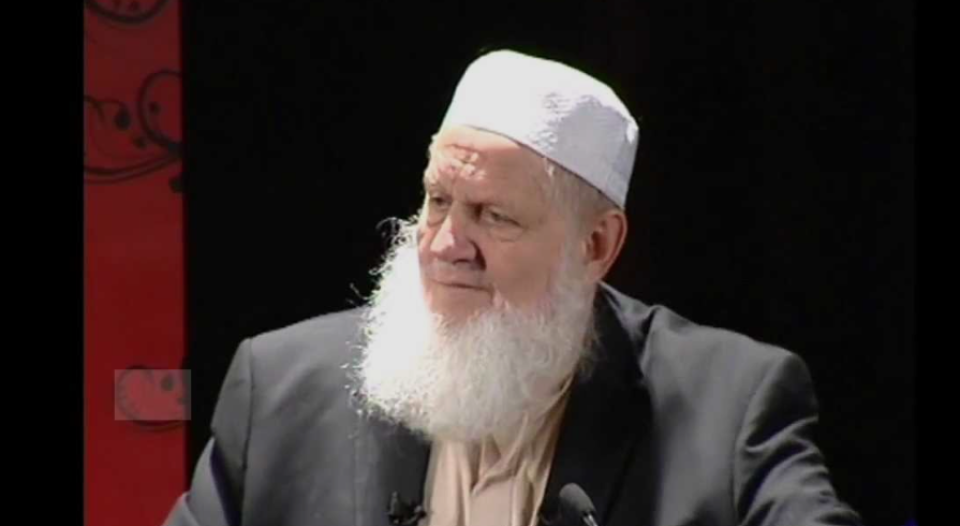 Yusuf Estes: Islamee nooru libumah fahu, Dheenee heyluntherikan ithuru kurumuge namoonaa eh
