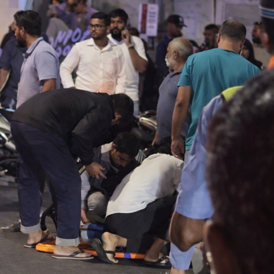 Rey boduthakurufaanu magugai hingi nurakkaatheri accidentgai aniyaavi 16 aharuge kujjaa niyaavejje 
