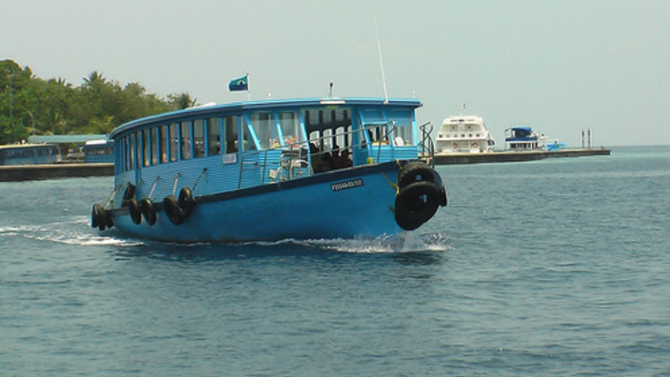 Olhigen ehen boatehge captain aa havaalukurevunu 94,000 rufiyaa hoadhaa verifaraathaa havaalukoffi 