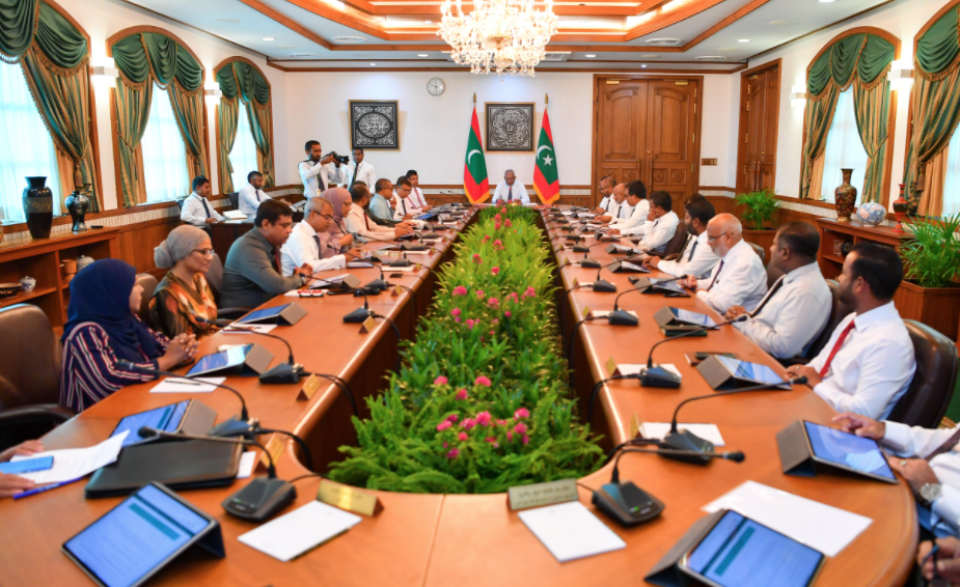 Medhu irumatheege hamanujehumaa gulhigen haassa committee eh ufadhdhaifi