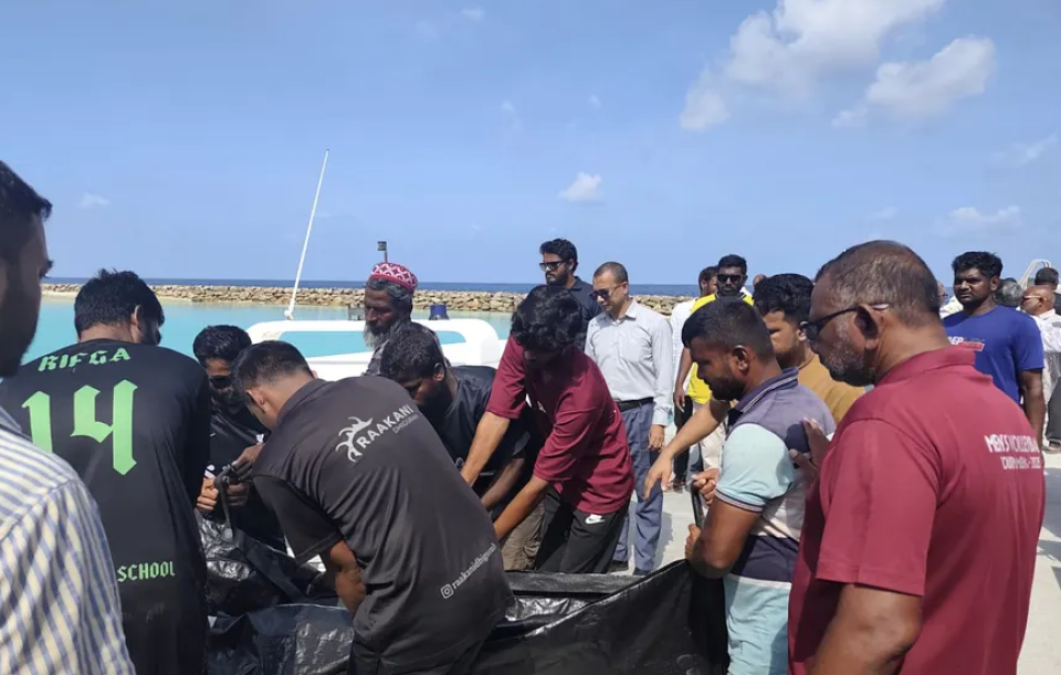 Dhigurashu alifaanuge haadhisaa: Maruvi dhe meehehge hashigandu Bangladhesh ah gendhanee 