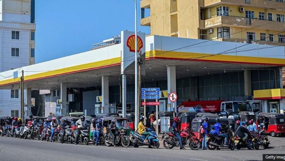 Thelah jehidhaanethee Lankagai budha dhuvas bandhukuran ninmaifi