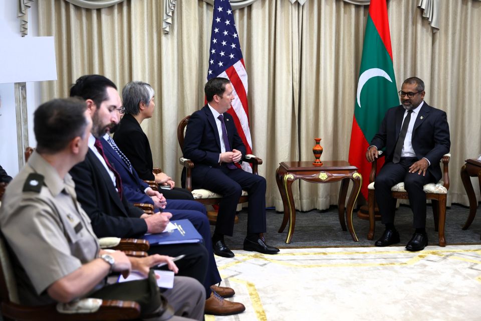America in Asia ah kanda alhuvvaafai hunnavaa haassa mandhoobu minister Khaleel aa badhdhalu kuravvaifi