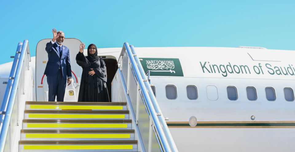 Umraa ge alhukan adhaa kurehvumah Raees ge dhe kanbalun furaa vadaigenfi