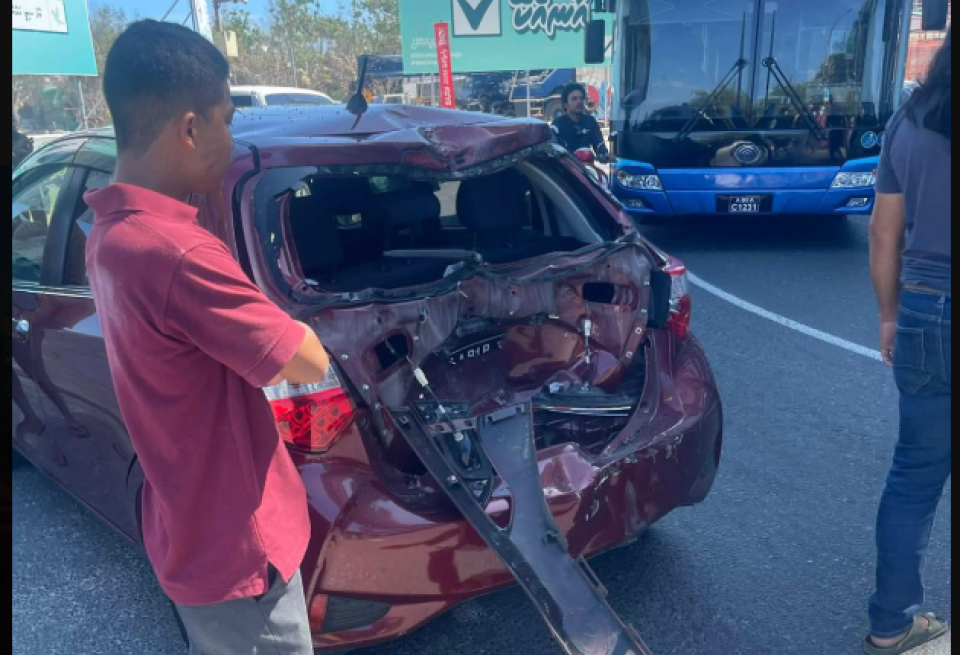 2 sustain serious injuries after speeding motorcycle rear-ends a car 